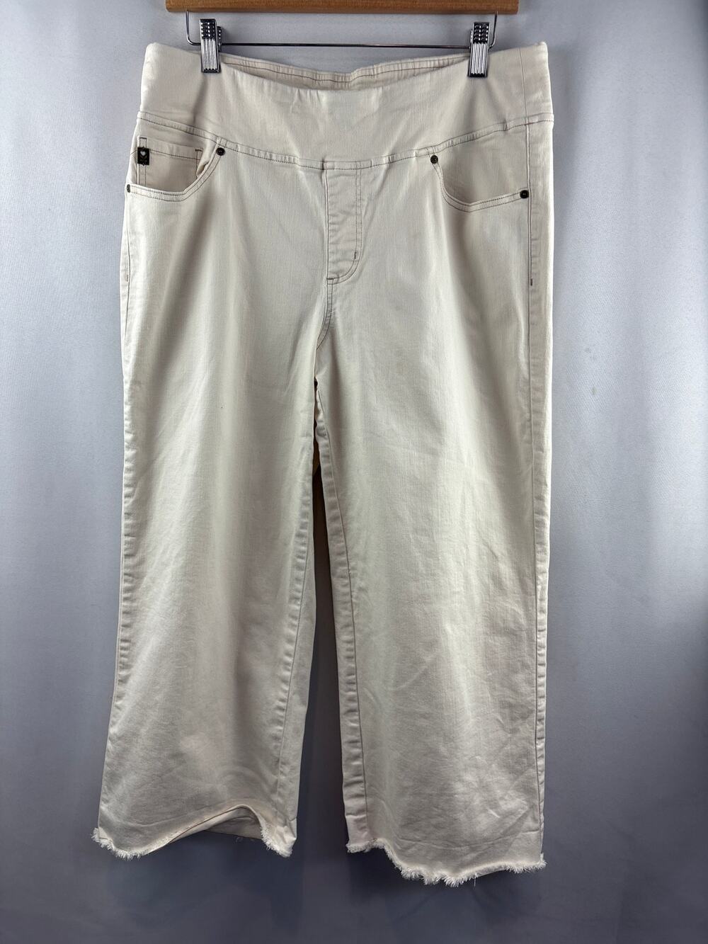 Women’s Belle Beach Kim Gravel Size 16 White Wide Leg Jeans